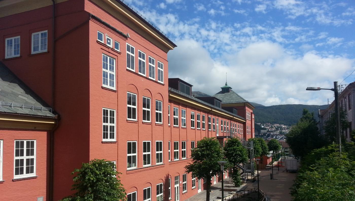 Ny-Krohnborg skole.