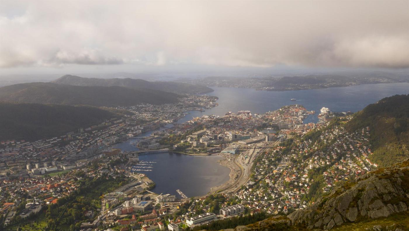 Oversiktsbilde over Bergen by