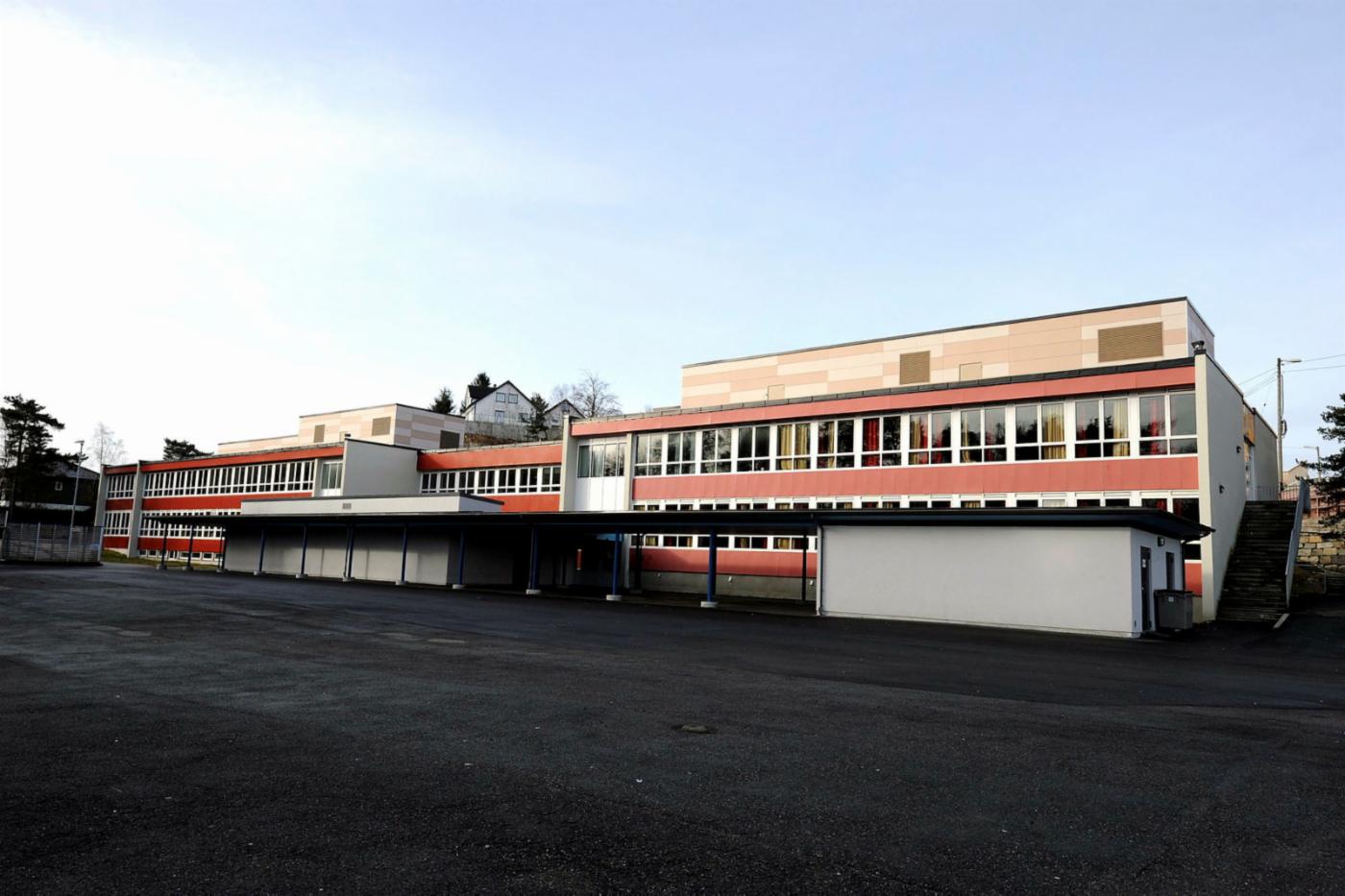 Bilde fra bygg Rå skole