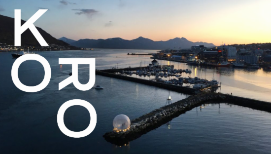 KOROs logo på bilde av Tromsø havn