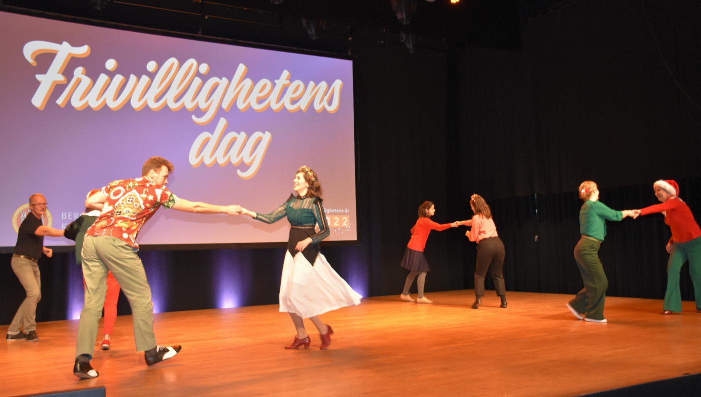 Dansegruppen Cottontails danser på Frivillighetens dag 2022. 