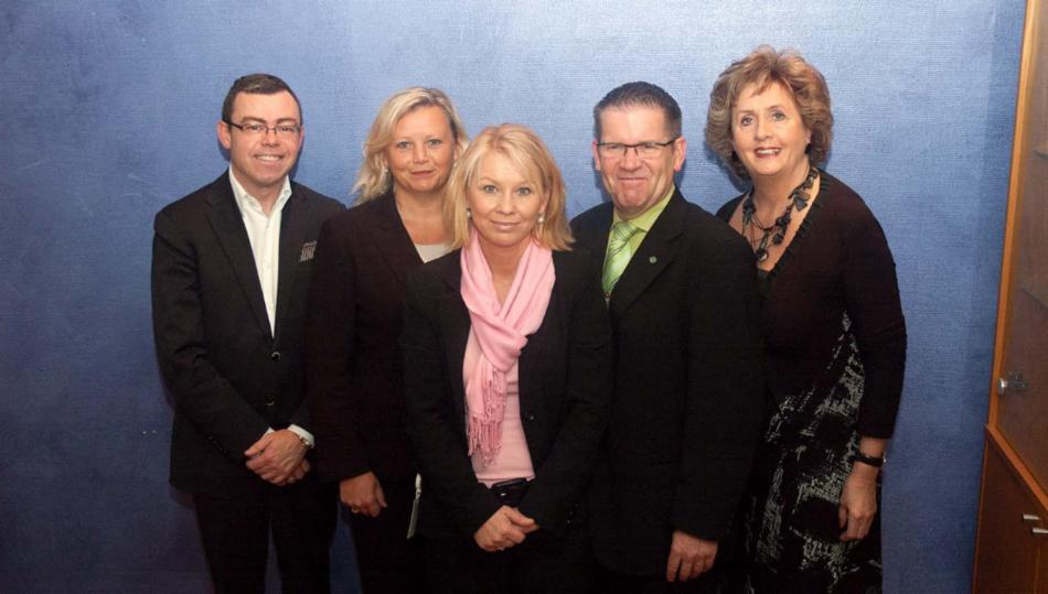 Byrådet Mæland 1, fra venstre Henning Warloe, Lisbeth Iversen, Monica Mæland, Hans-Carl Tveit og Trude H. Drevland