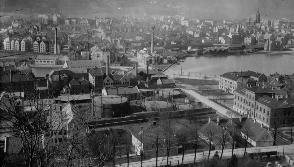 Bergen rundt 1910. Arkivet etter Bergen gassverk.